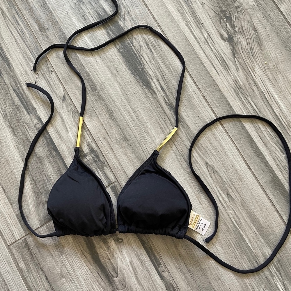 L space bikini top